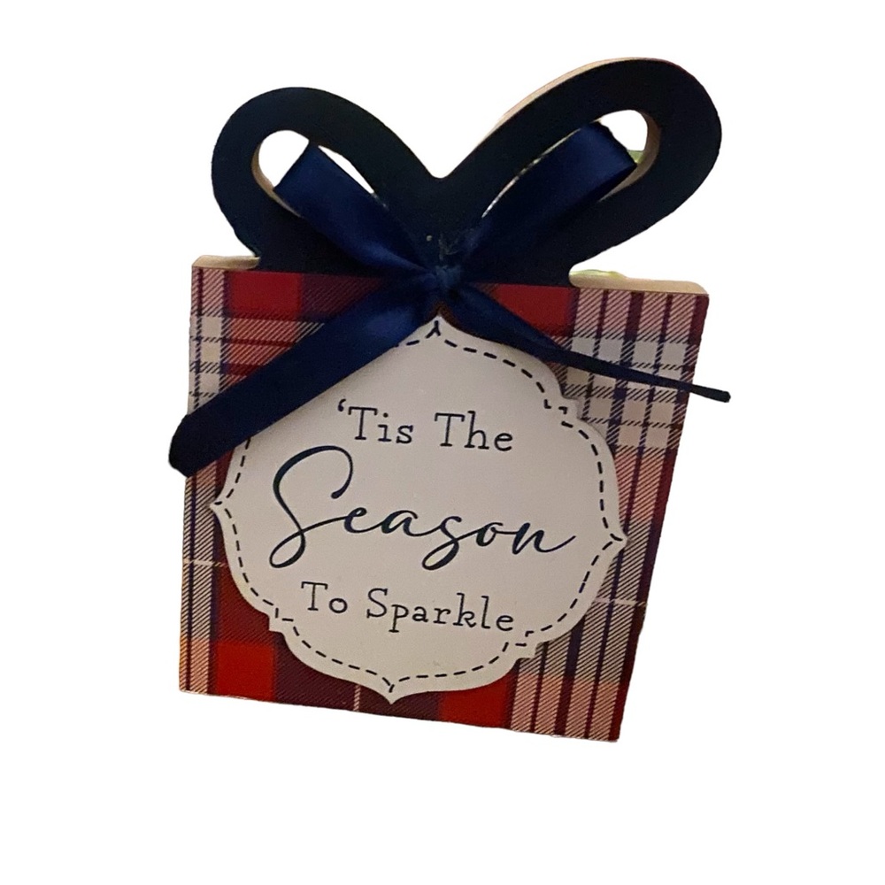 ‘Tis The Season To Sparkle shelf decor Christmas decorations